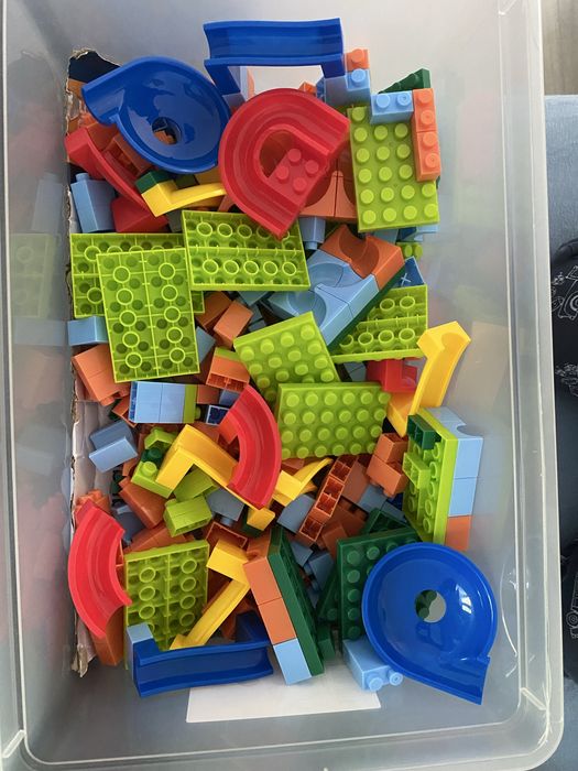 Cuburi constructie topogan