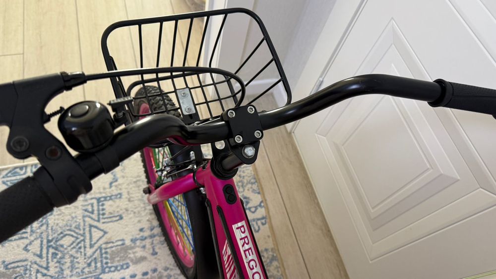 Продам  детский ведосипед для девочек.