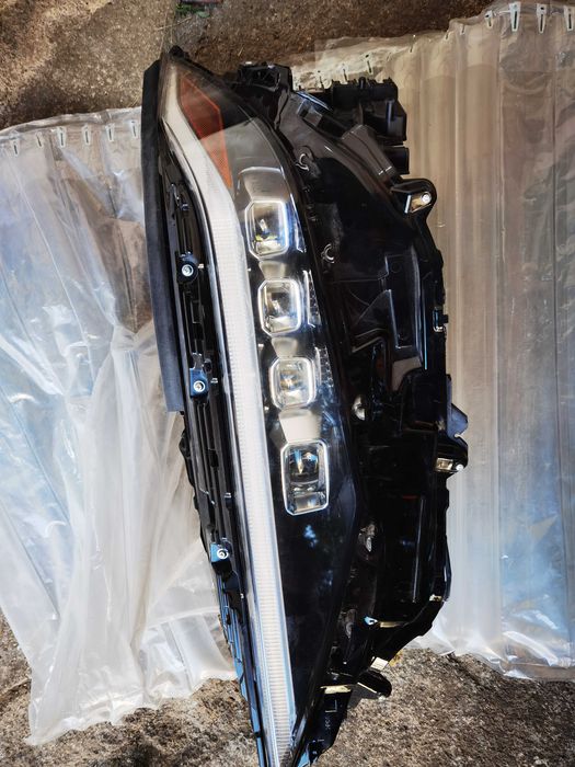 Ляв фар за Toyota BZ4X full led