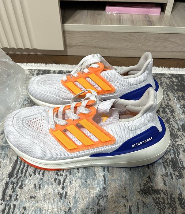 Беговые кроссовки ultraboost