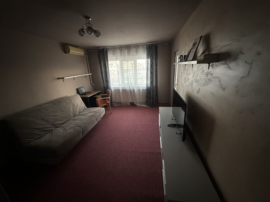 Ofer spre inchiriere permanenta sau regim hotelier apartament 2 camere decomandat in Filiasi