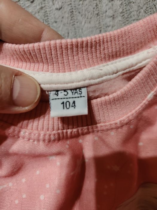 Одежда для девочек новая. Кофточки и джинсы.