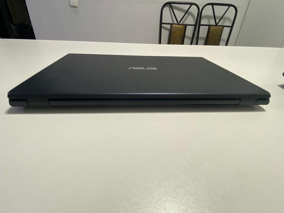 Продам ноутбук Asus Vivobook E410KA