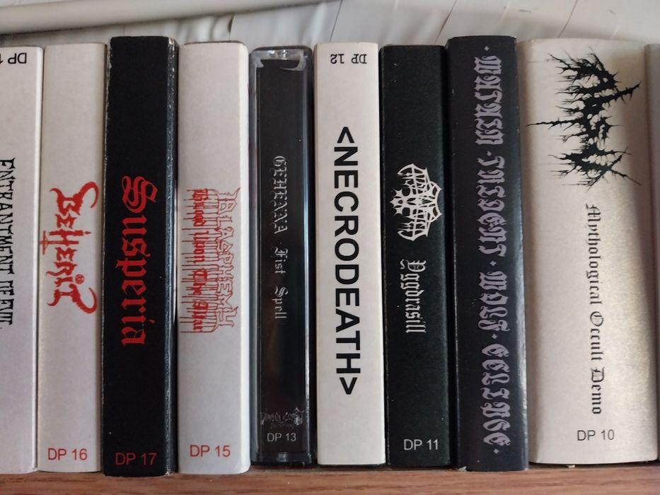 black metal - Muzica | OLX.ro