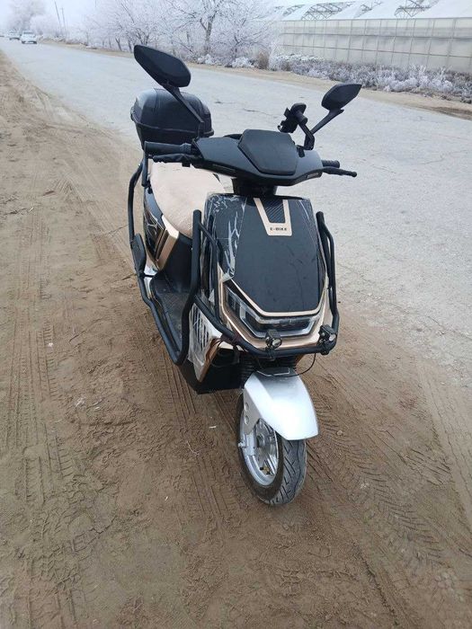 Elektr zaryadli Skuter