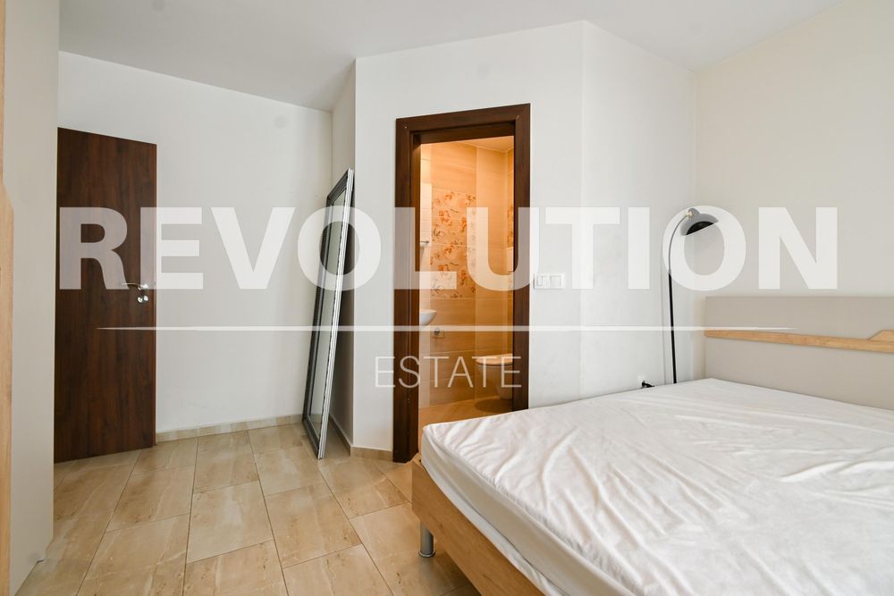 Дава се под наем Тристаен апартамент в София, Зона Б-19 - 108 кв.м за 897.6 € - Снимка #6