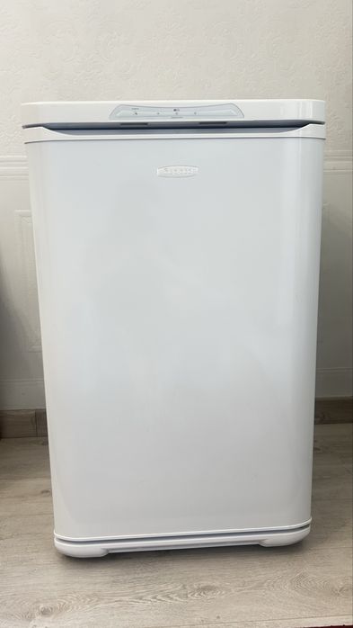 Продам морозильник