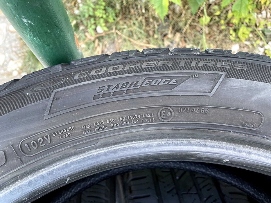 Гуми Cooper Discover 245/50R20, DOT 4822
