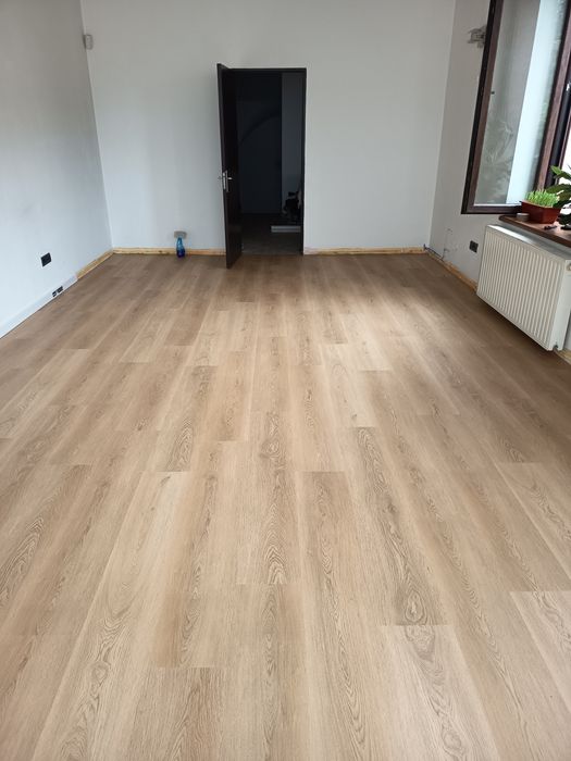 Montaj parchet. Scari lemn. Trepte stratificat