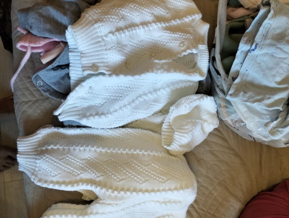 Вещи для девочки. За плитку шоколада