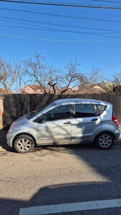 Vând, autoturism Mercedes A ciase 1,5 cc, an fab 2006, comb benzina full optcion stare foarte buna,