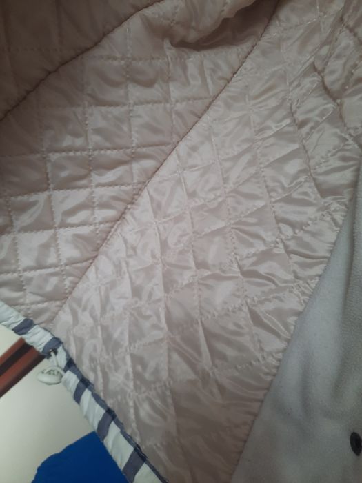 Продам куртку Reebok