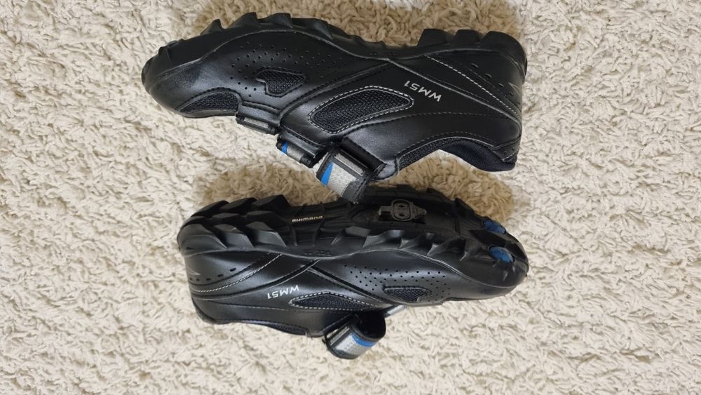 Pantofi de cycling Shimano marime 37