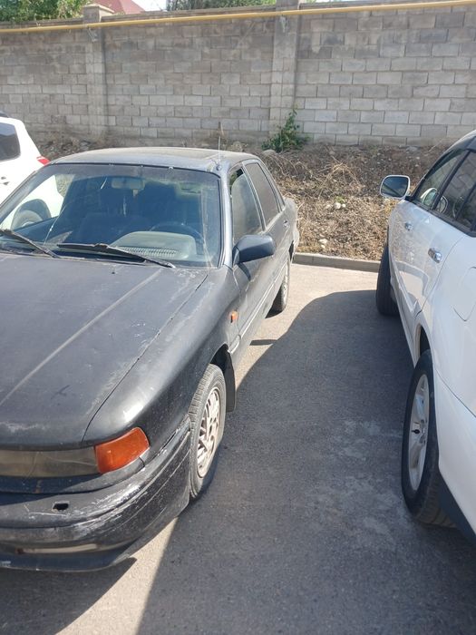 Продам машину Митсубиси Галант