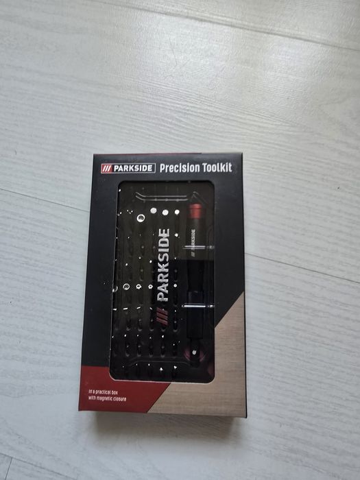 Set scule de precizie