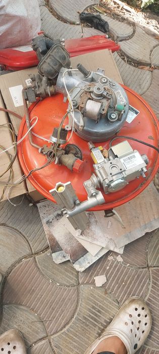 Газовый котёл...