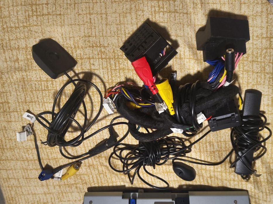 Navigație Android 13 pentru BMW E60/E61/E90/E91