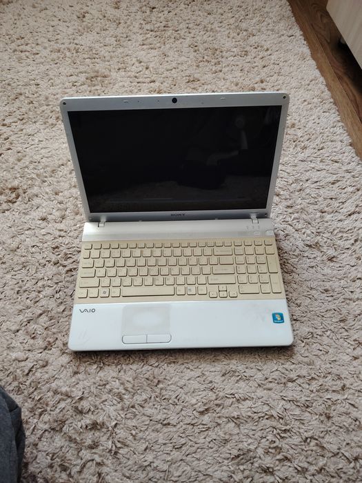 Ноутбук  сони...