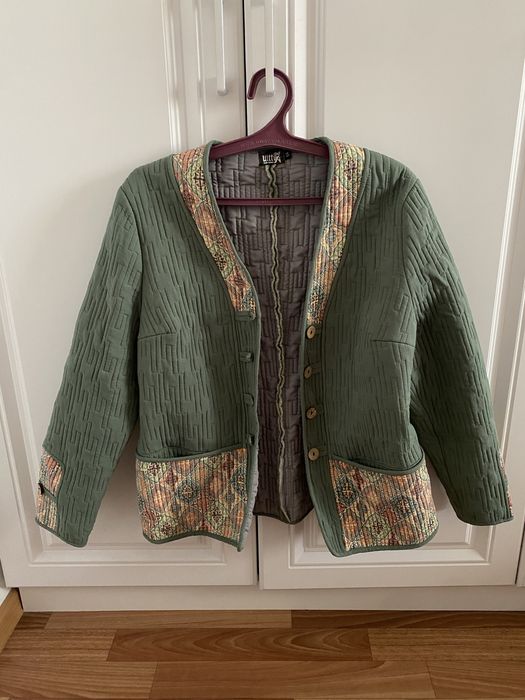 Продается вещи цены приемлемые с доставкой