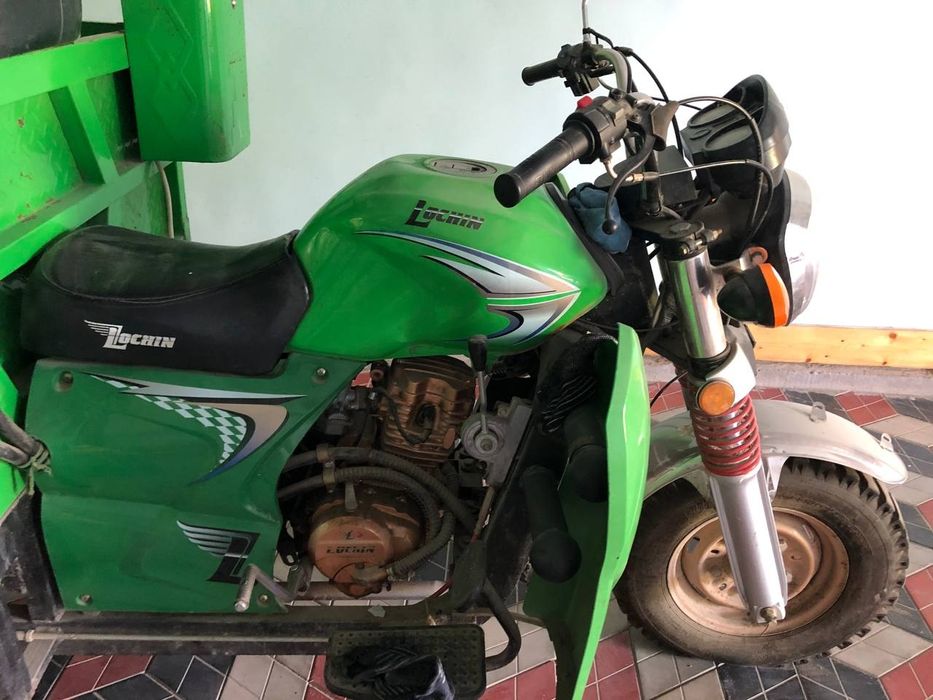 Lochin motosikl sotiladi