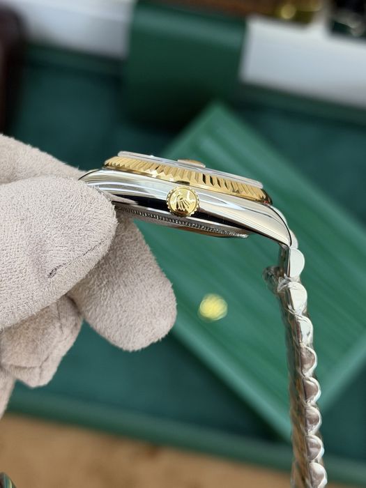 Rolex Date-Just 36 Index Champagne Dial