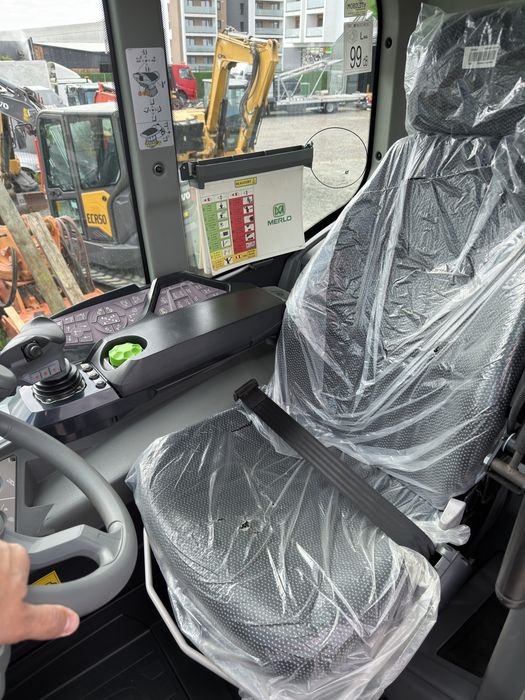 Incarcator telescopic  rotativ Merlo 5035S Nou An 2026