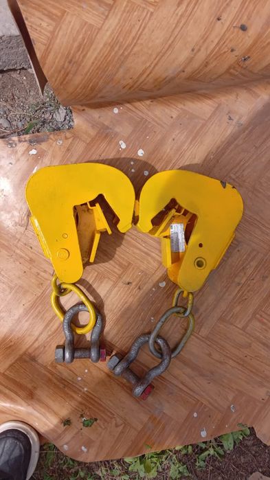 Авто кран XCMG QY25K