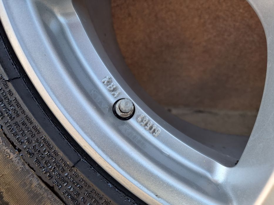 Алуминиеви Джанти RONAL 19'цола със зимни гуми PIRELLII