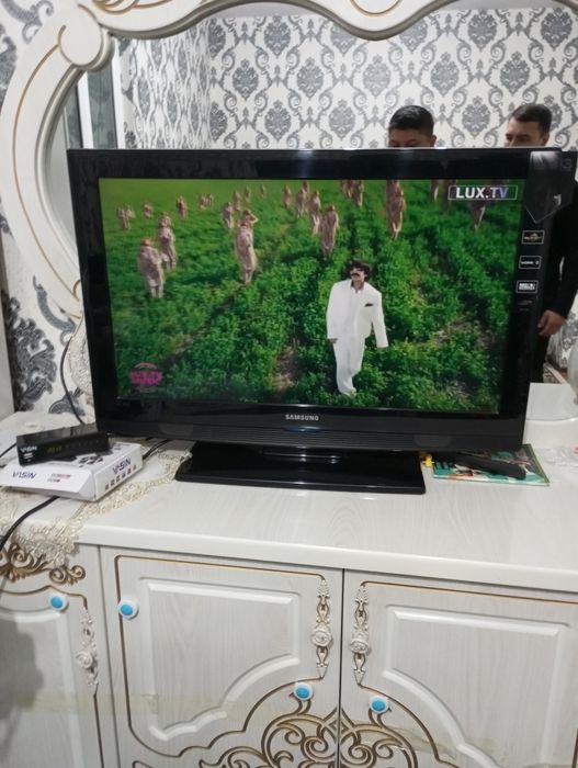 Телевизор Samsung 32 TV