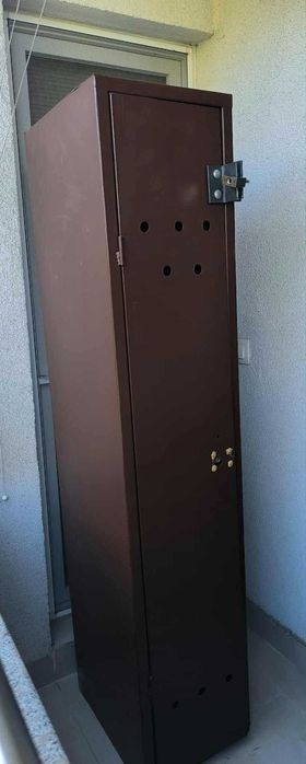 Железна каса, шкаф