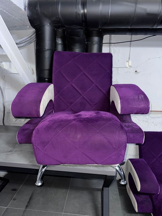 Два кресла для отдыха или журнального уголка