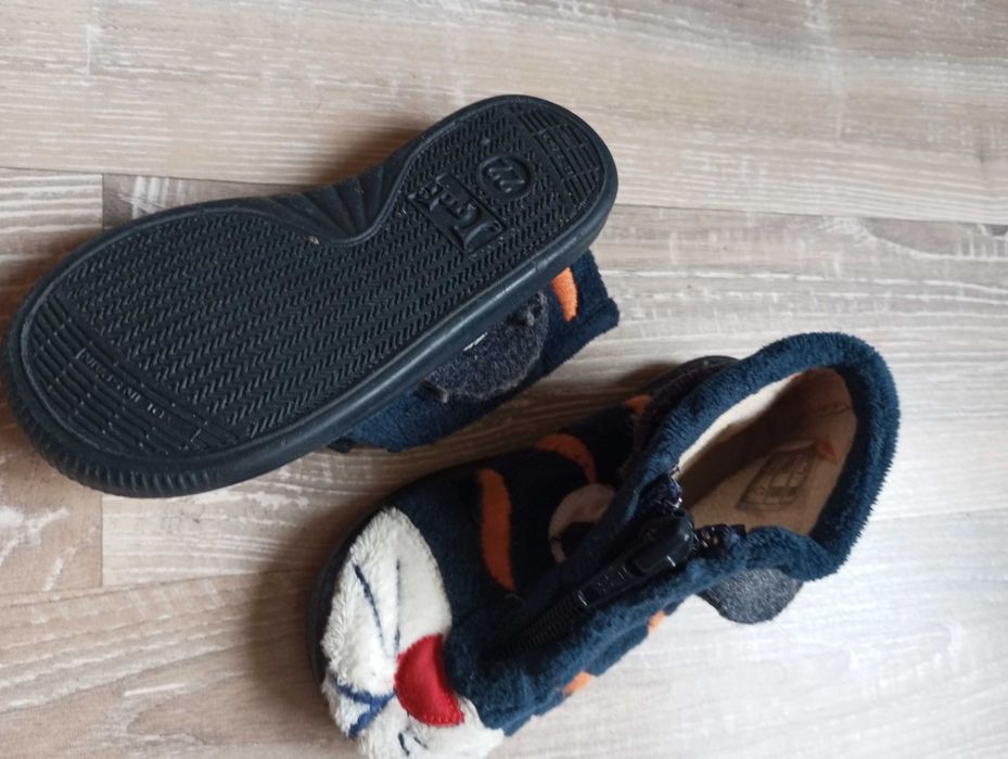 Детски пантофи за вкъщи