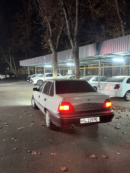 Nexia 1 donce moshina ogan odam mazza qlib minadi