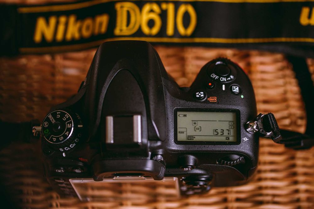 Nikon D610 Aparat Foto DSLR 24.3MP+2SD 32/16GB si telecomanda IR NIKON