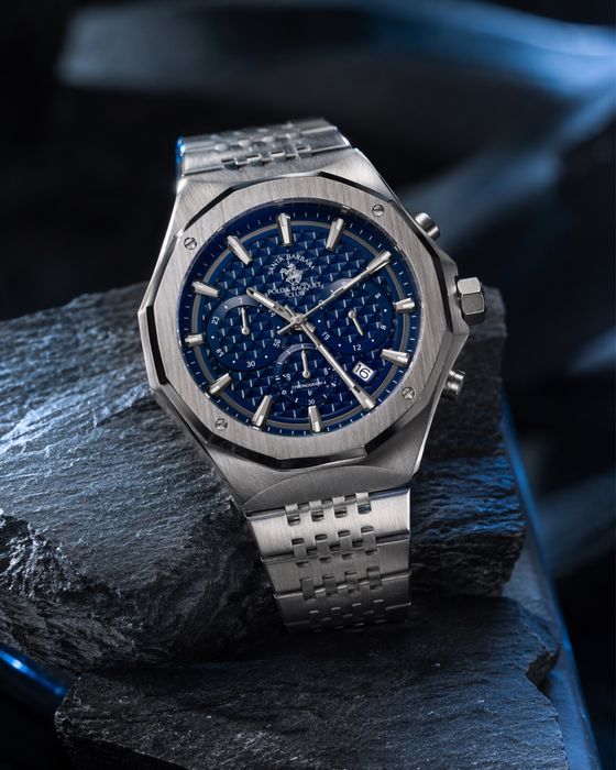 Продам часы polo