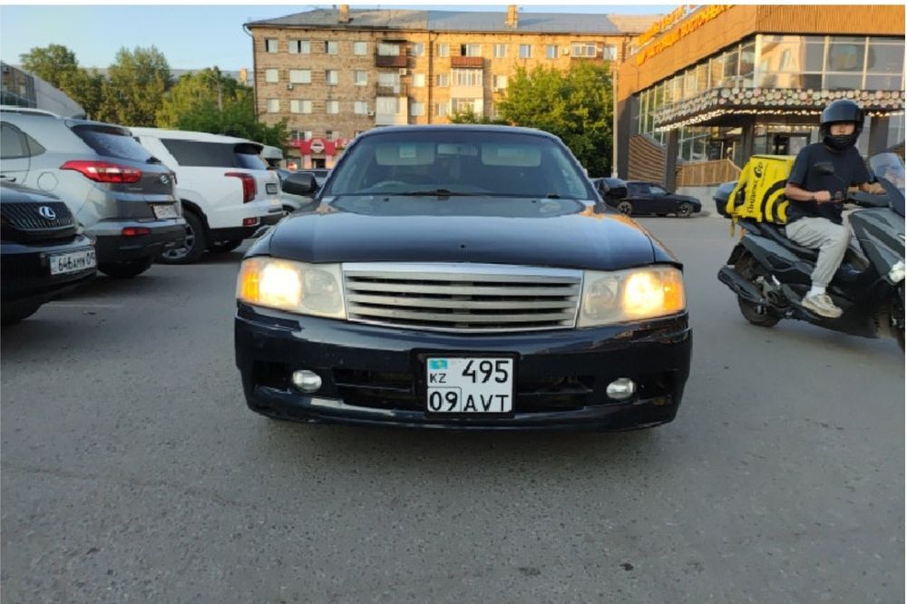 Продам Nissan Gloria y34