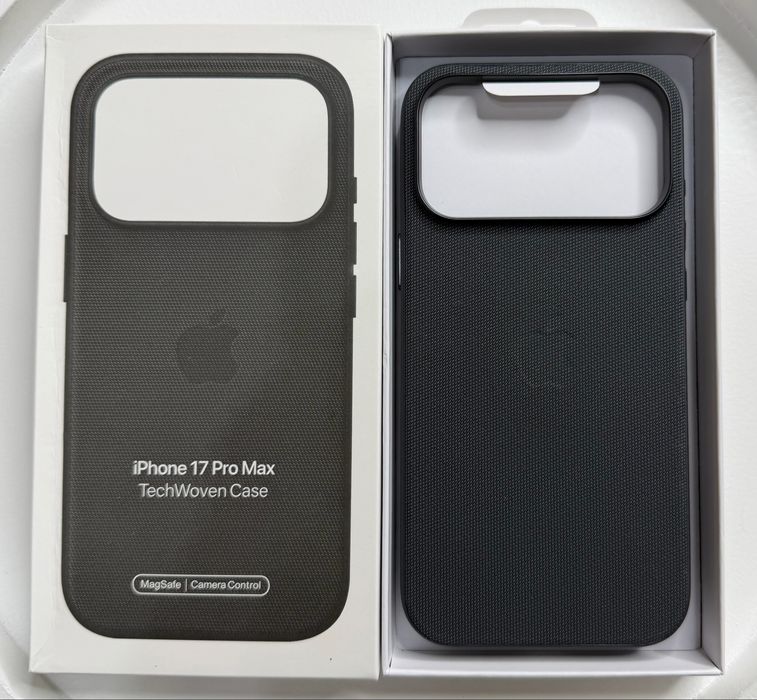 Husa TechWoven iPhone 17 Pro / 17 Pro Max