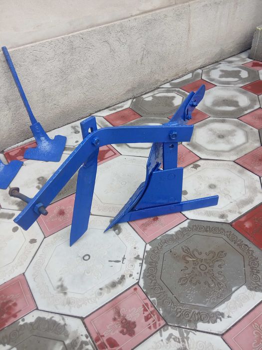 плуг для мини трактора