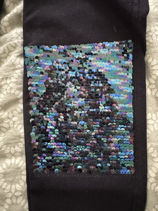 Pantaloni elastici marimea 152