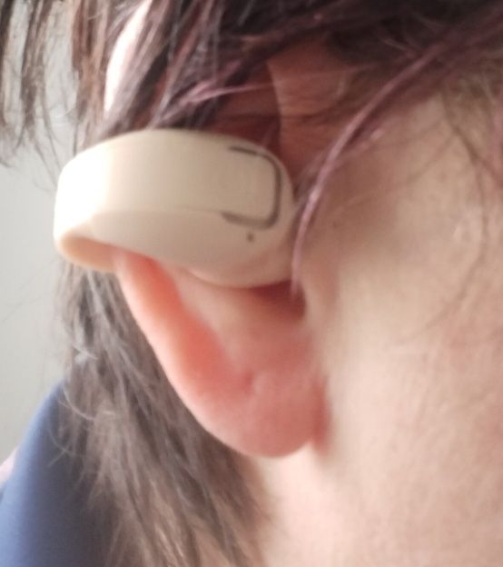 Cască bluetooth minusculă