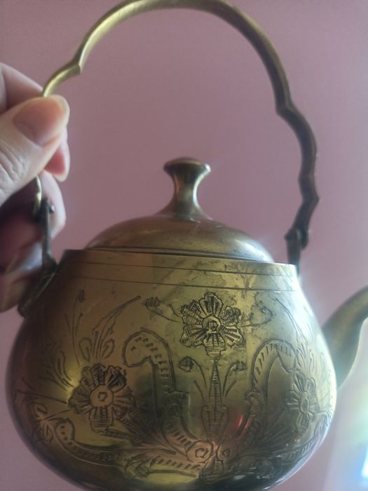 Ceainic vintage de vânzare