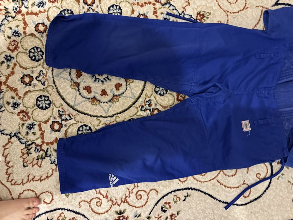 Кимоно Adidas,155 б/у