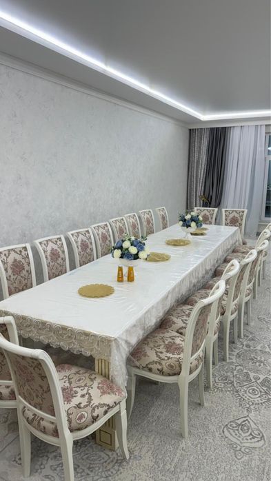 Продам стол со стульями