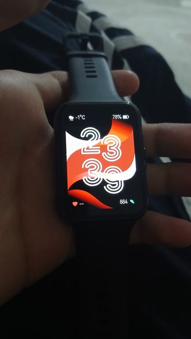 Продам Huawei Watch Fit 2