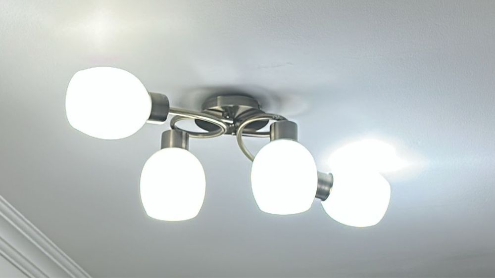 Люстры классный 3 штуки