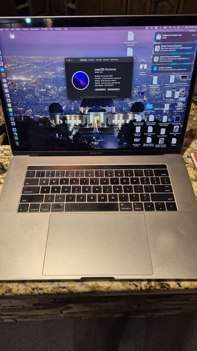 Macbook Pro 2016 15" i7 2.9GHz, 16GB RAM