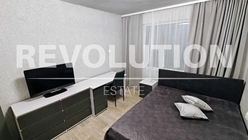 Дава се под наем Многостаен апартамент в Варна, Левски - 100 кв.м за 900 € - Снимка #5