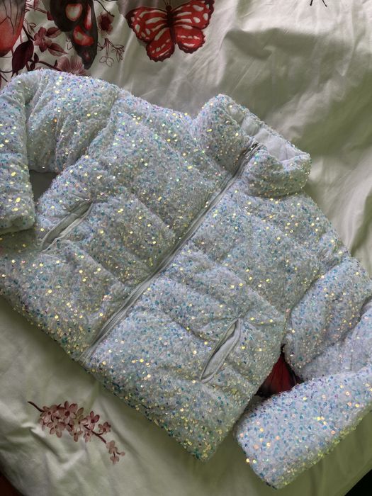 Дамско яке с пайети