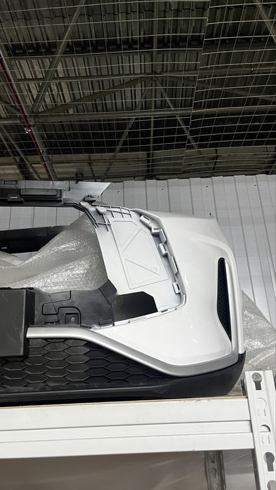 Бампер есть Jetour x50