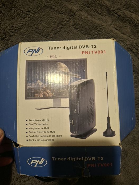 Vând receiver DVB-T2 tv 901